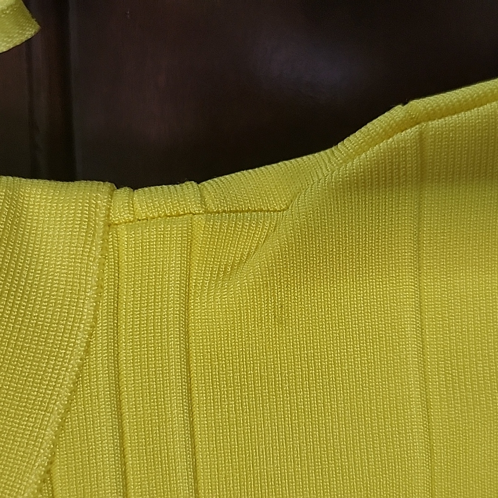 Yellow bandage dress - Picture 8 of 10